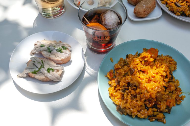 El Salero de Ming - BAR TERRAZA DE TAPAS EN VALLECAS