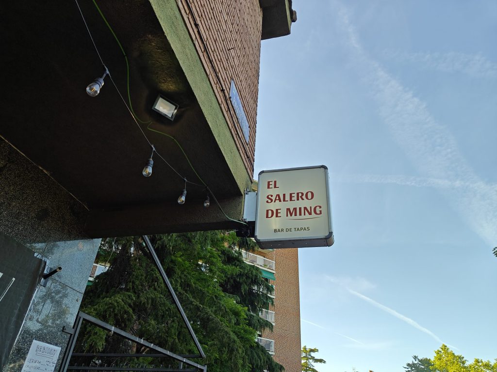 el salero de ming - bar de tapas en vallecas